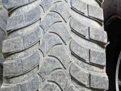 Wielen, Banden, Velgen & Afstandsringen Mitas 480/80R38 IND