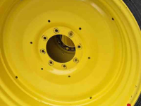 Wielen, Banden, Velgen & Afstandsringen Nokian 540/80R38 en 440/80R28 op John Deere velgen