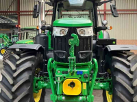 Tractor / Trekker John Deere 6M 220