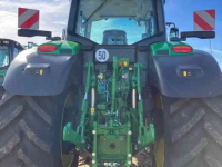 Tractor / Trekker John Deere 6M 220
