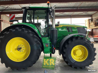 Tractor / Trekker John Deere 6M 220