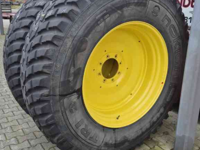 Wielen, Banden, Velgen & Afstandsringen Nokian 540/80R38 en 440/80R28 op John Deere velgen