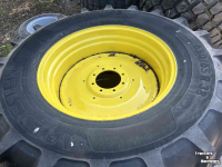 Wielen, Banden, Velgen & Afstandsringen Vredestein Traxion 65 650/65R38