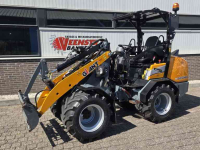 Shovel / Wiellader / Kniklader Giant G2700HD+ -48745 Jubileum machine