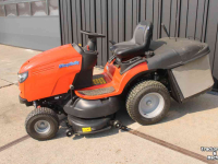 Zitmaaier Simplicity Regent SRD360 DEMO zitmaaier maaimachine maaitrekker gazonmaaier met opvangbak