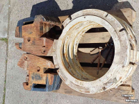 Frontgewichten Valmet wielgewichten valmet 70kg  frontgewichten valtra 37.5