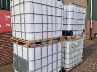 Container / Containerbak  Kunststof IBC vaten