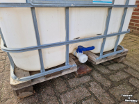 Container / Containerbak  Kunststof IBC vaten