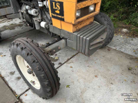 Tractor / Trekker Renault 75-12 LS ( omkeer naast het stuur)