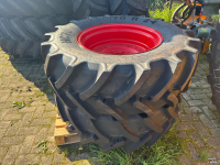 Wielen, Banden, Velgen & Afstandsringen Mitas Mitas 380/70R24 op velg