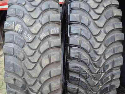 Wielen, Banden, Velgen & Afstandsringen BKT 710/70R42 Ridemax en Mitas HCM 440/80R34 (M+S)