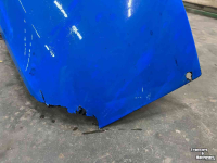 Gebruikte onderdelen van tractoren New Holland Spatbord 48104081