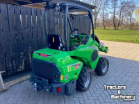 Shovel / Wiellader / Kniklader Avant 528 tdl
