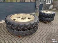 Wielen, Banden, Velgen & Afstandsringen Zetor Cultuurwielen 12.4 R28  12.4 R 46   (320/95 R28 320/95 R46)  ZF Steek