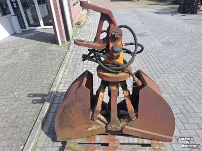 Knijpbakken  Schalenknijper / grondknijper / knijpbak