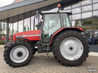 Tractor / Trekker Massey Ferguson 4235