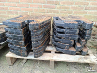 Frontgewichten Valtra gewichten 50kg 12 stuks