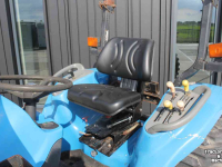 Compact tractor New Holland TC25D (Shibaura ST324H) hydrostaat minitrekker tractor met voorlader frontlader