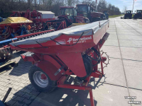 Zaaimachine Kverneland DF1 fronttank met bandenwals