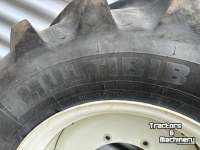 Wielen, Banden, Velgen & Afstandsringen Michelin Set Michelin Banden 540/65R34 & 440/65R24 Vaste Velgen