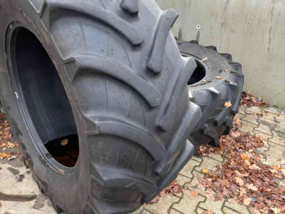 Wielen, Banden, Velgen & Afstandsringen  540/65R30 maxxam