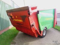 Blokkendoseerwagen Strautmann BVW 801