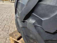 Wielen, Banden, Velgen & Afstandsringen Pirelli 480/70R28