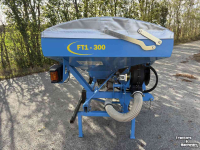 Zaaimachine Pneusej  FT1 zaaitank 1100 liter hydraulisch