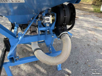 Zaaimachine Pneusej  FT1 zaaitank 1100 liter hydraulisch