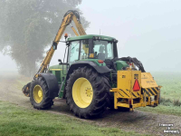 Tractor / Trekker John Deere 6910 met Herder Grenadier MBK 120 S
