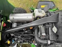 Zitmaaier John Deere X949