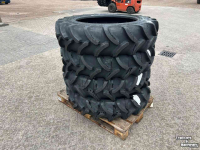 Wielen, Banden, Velgen & Afstandsringen Vredestein 280/85R28 nieuw uit voorraad leverbaar