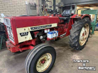 Compact tractor International IHC 423