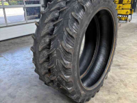 Wielen, Banden, Velgen & Afstandsringen Taurus 340/85R48
