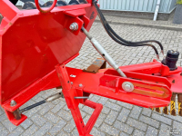 Veegmachine  Onkruidborstel Giant aansluiting