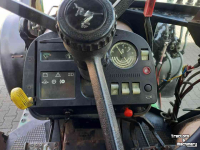 Tractor / Trekker John Deere 2850 + frontlader (40km !!)