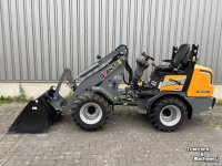 Shovel / Wiellader / Kniklader Giant G2300HD