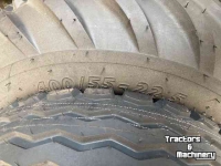 Wielen, Banden, Velgen & Afstandsringen BKT 400/55r22.5 / 10.5/65r16