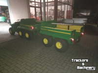 Smalspoor tractor John Deere gator 6x4