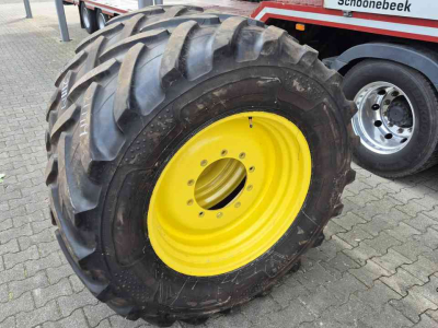 Wielen, Banden, Velgen & Afstandsringen Alliance 480/70R30 AgriStar II 21mm op JOHN DEERE velg