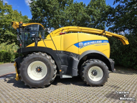 Veldhakselaar New Holland FR 550