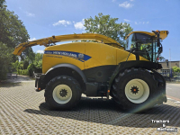Veldhakselaar New Holland FR 550