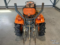 Compact tractor Kubota B7100 HST
