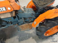 Compact tractor Kubota B7100 HST