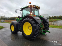 Tractor / Trekker John Deere 6215 R