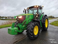 Tractor / Trekker John Deere 6215 R