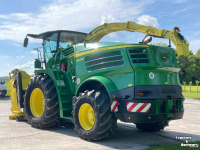 Veldhakselaar John Deere 8400 I Prodrive  40 KM hakselaar Kemper JD 639