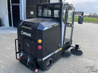 Zitveegmachine / Veeg-zuigmachine  Kremer KRS 100