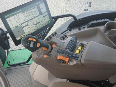 Tractor / Trekker John Deere 6R 250