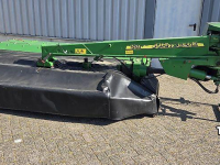 Maaier John Deere 331